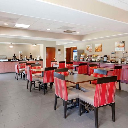 Comfort Inn & Suites Christiansburg I-81 Экстерьер фото