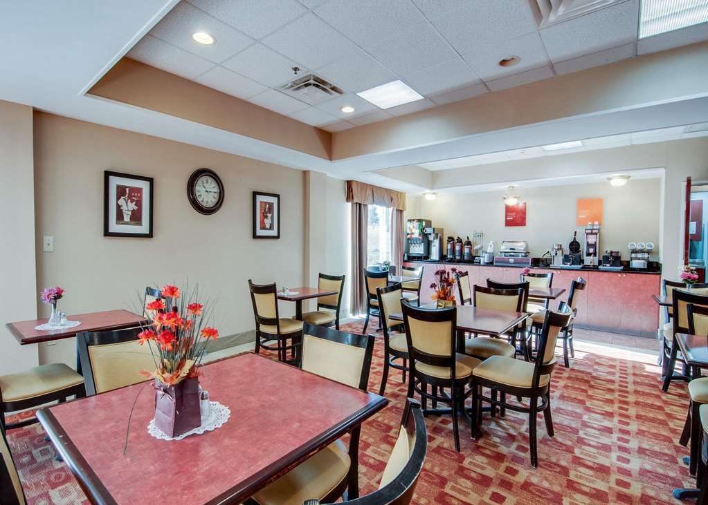 Comfort Inn & Suites Christiansburg I-81 Ресторан фото